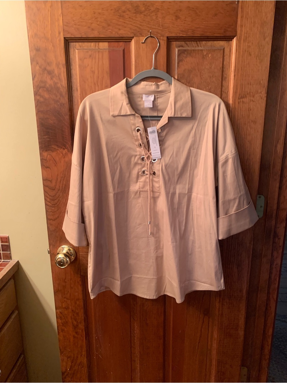 Chico, NEW WITH TAGS, pullover tunic, TIE neck Dolman popover, MACCHIATO BEIGE.